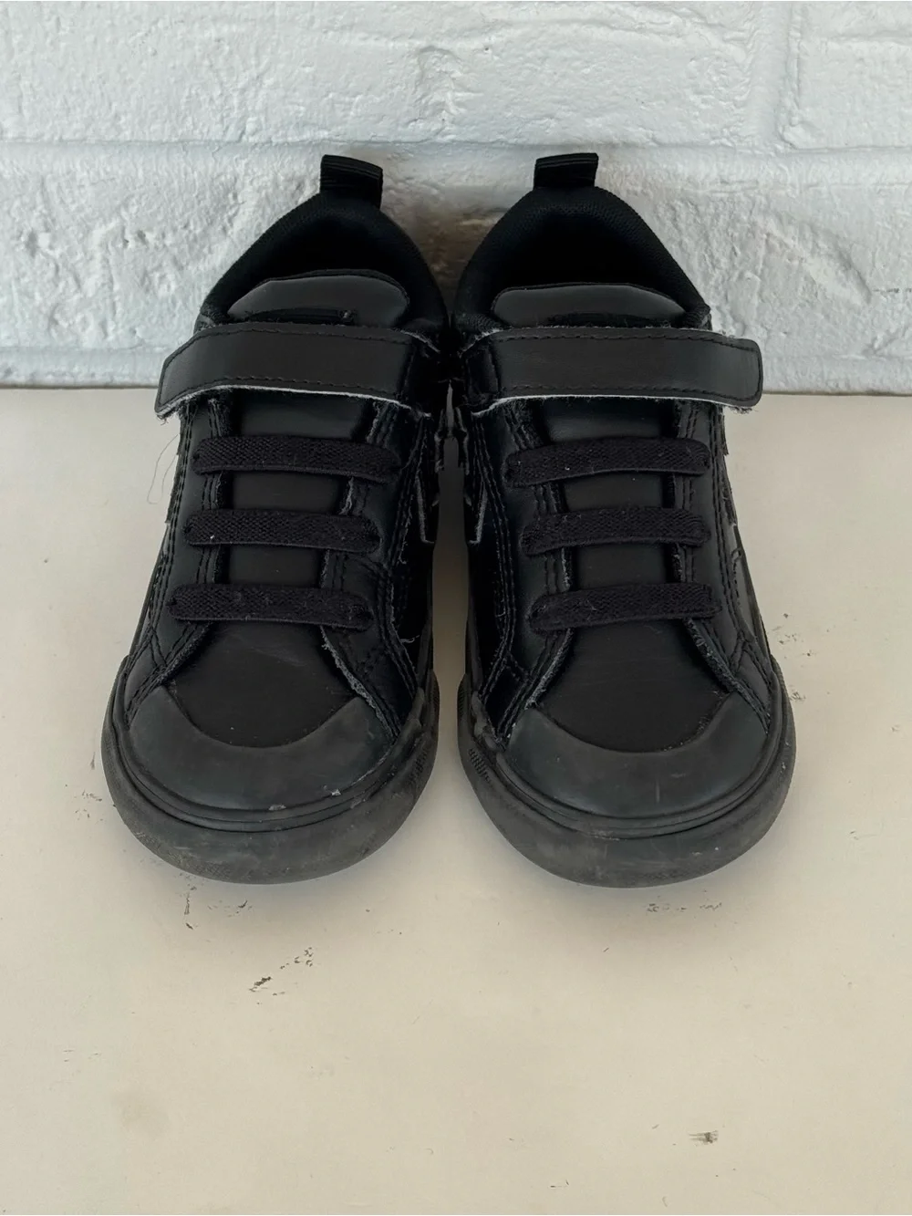 Converse ProBlazeLow Leather PreSchool Sneakers T9